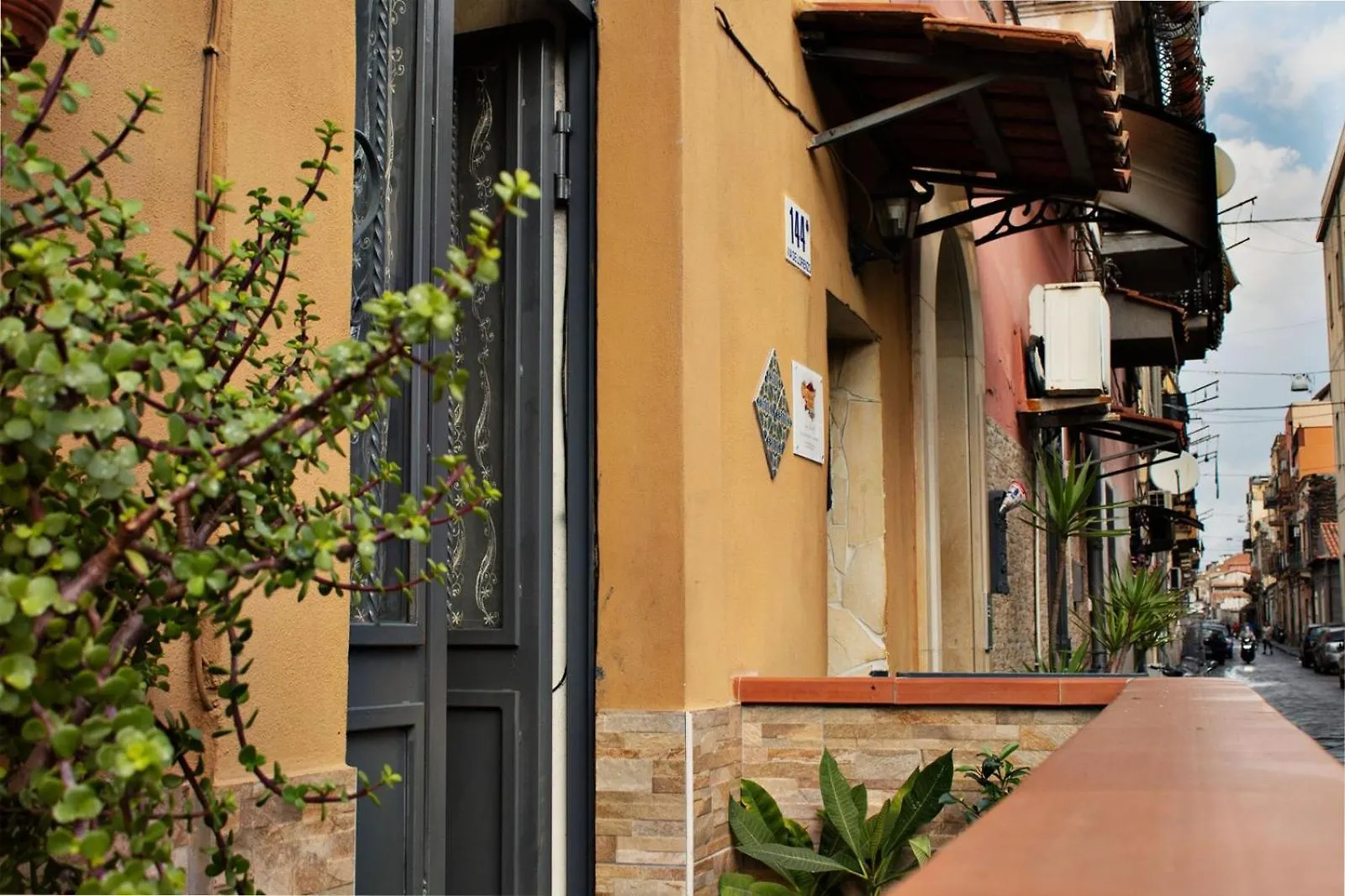 Apartment La Maison Sicula Catania Italy